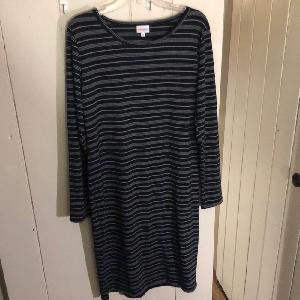 Lularoe Debbie XL Navy striped